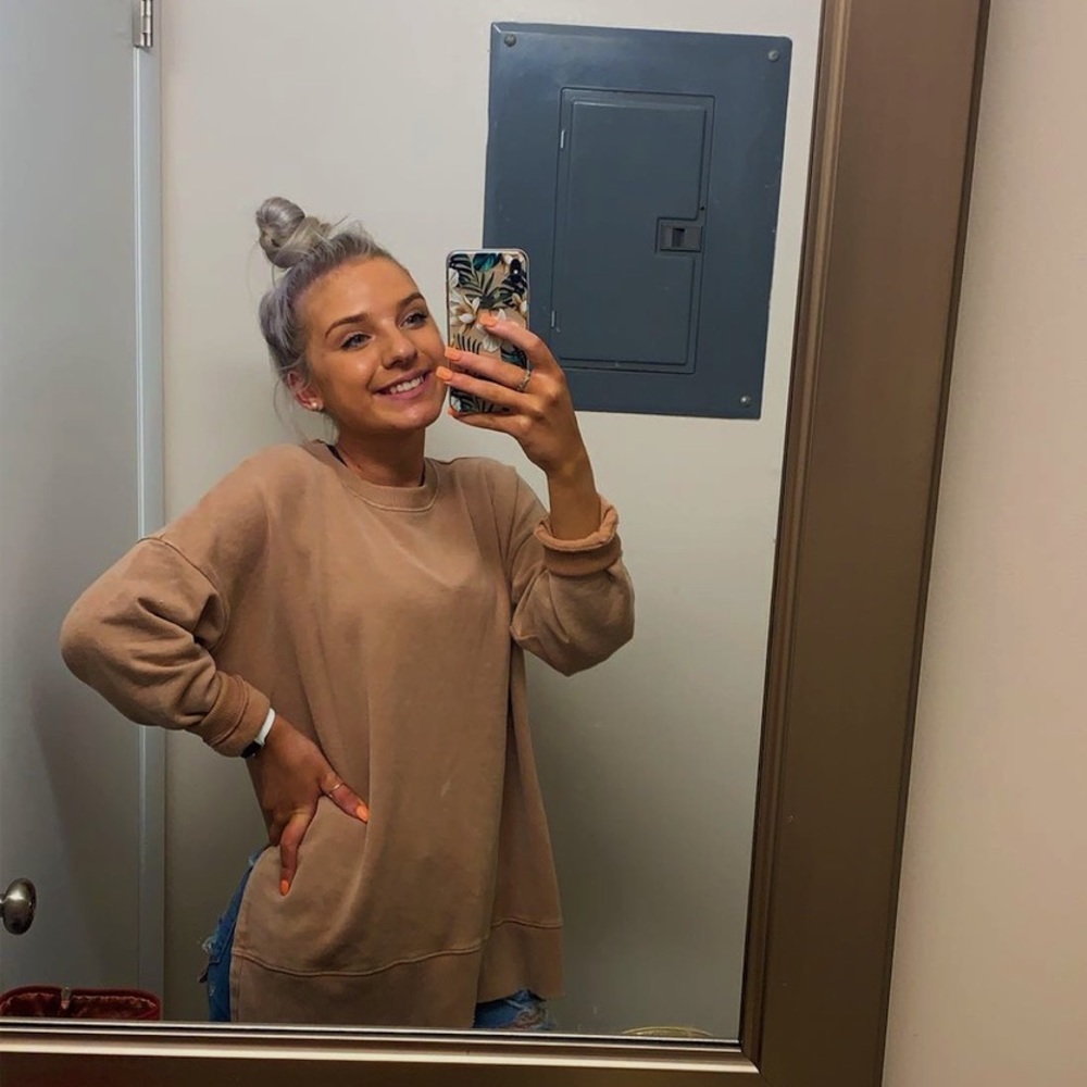 Meet your Posher, Cara